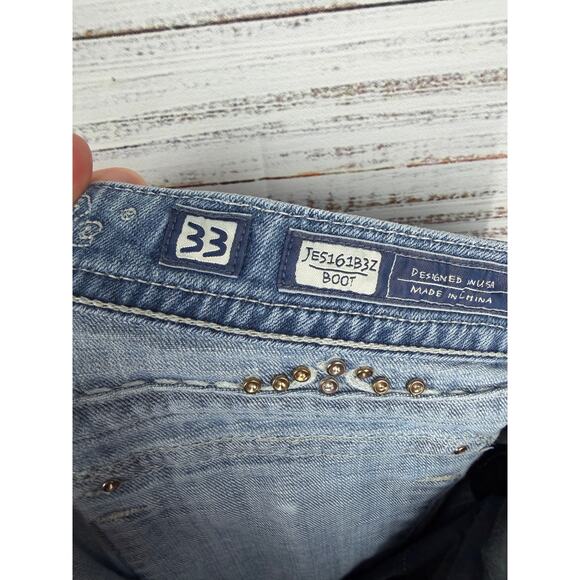 Miss Me Bootcut Jeans Light Wash Mid Rise Y2K Stretch Bedazzled Rhinestones 33 - Picture 11 of 12